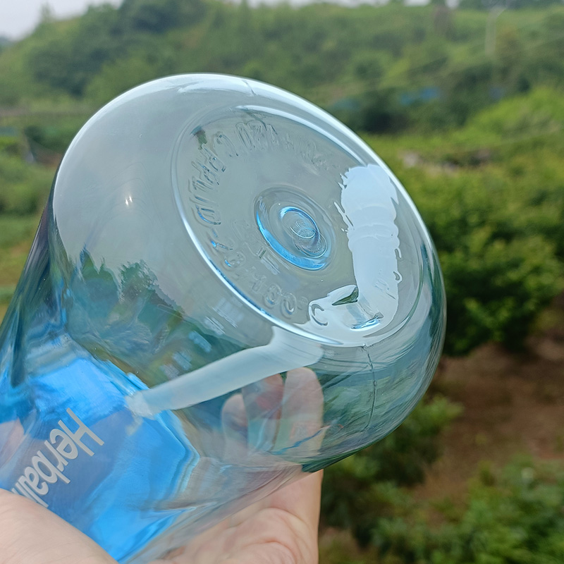 Botella de agua de plástico de - Nutrition For Fitness And Sports reseña y precio
